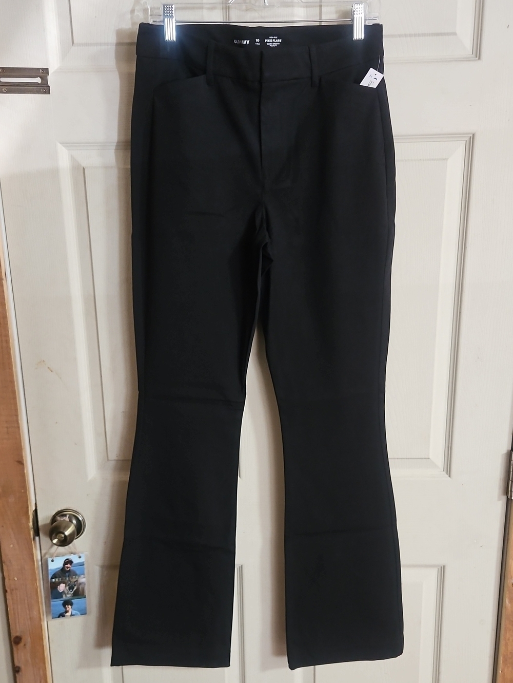 OLD NAVY HIGH RISE PIXIE FLARE PANT: BLACK: NEW WITH TAGS: SIZE 10 TALL